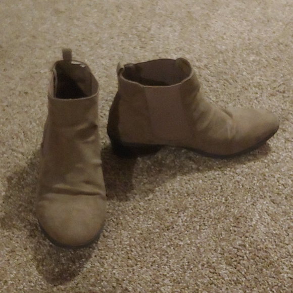 Chelsea boots - Picture 3 of 6